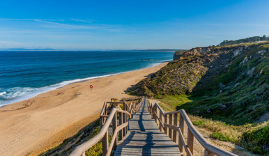 Praia das Bicas