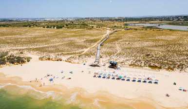 Praia Grande de Pêra (Nascente)